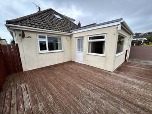 Photo 25- click for photo gallery